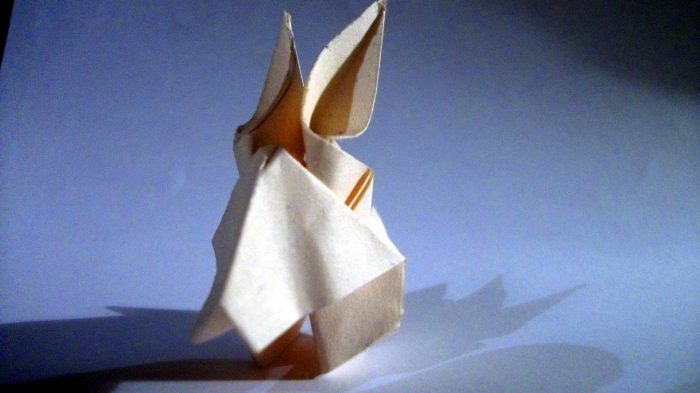 Picture of an origami rabbit.